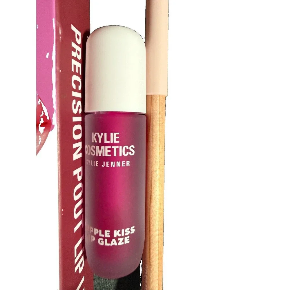 KYLIE COSMETICS Candy Pink 811 LIP Glaze Lip Liner Kit GLOSSY